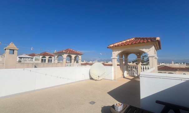 Revente - Villa Individuelle -
Algorfa