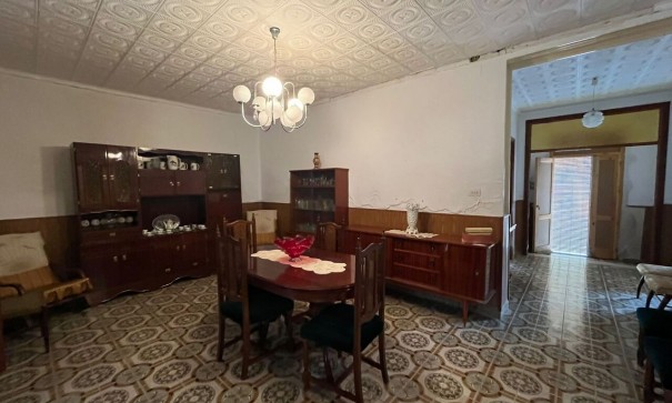 Sale - Town house -
Benejúzar