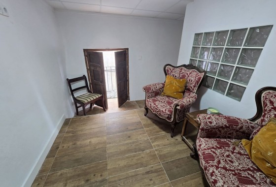 Revente - Maison de ville -
SAX