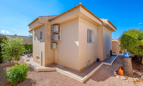 Resale - Freistehende Villa -
Rojales - Benimar 2