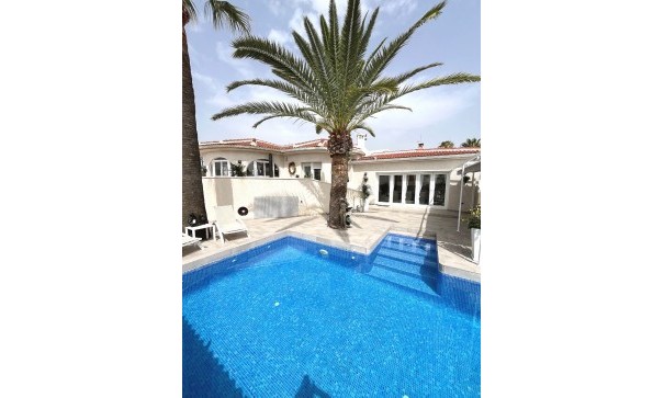 Fritliggende villa - Videresalg - Ciudad Quesada - Rojales -
                Ciudad Quesada