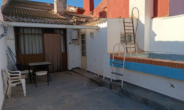 Resale - Finca Landgut -
Yecla