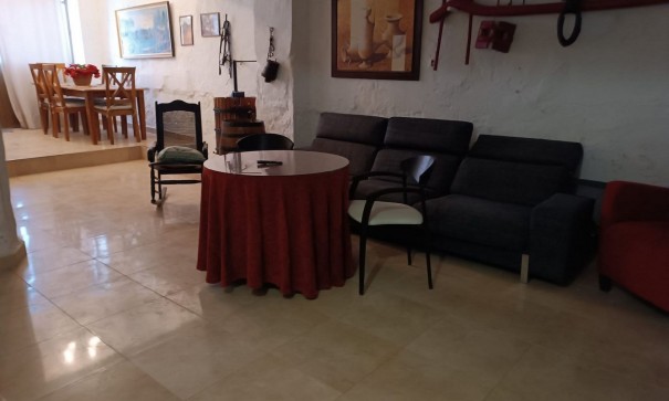 Resale - Finca Landgut -
Yecla