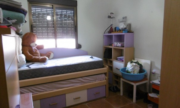 Venta - Chalet Independiente -
Yecla