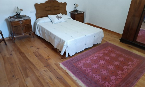 Videresalg - Finca landejendom -
Yecla