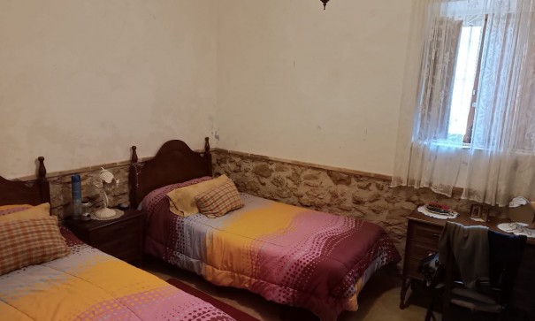 Videresalg - Finca landejendom -
Yecla