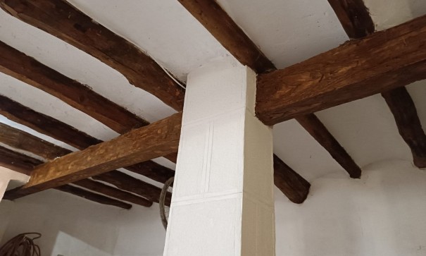 Videresalg - Finca landejendom -
Yecla