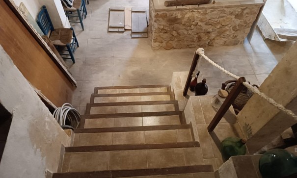 Videresalg - Finca landejendom -
Yecla