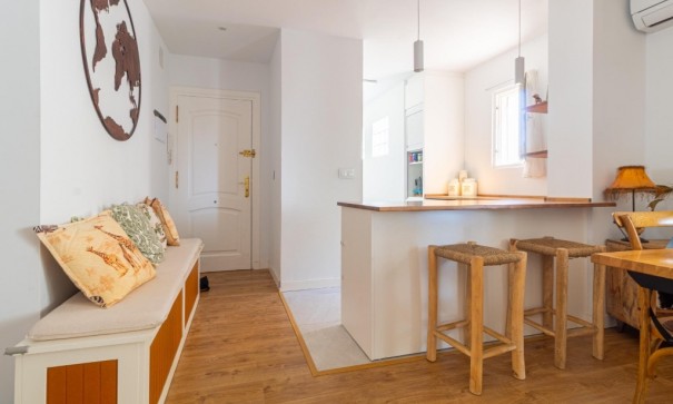 Återförsäljning - Lägenhet lägenhet -
Torrevieja - La veleta