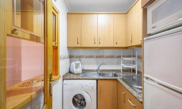 Sale - Apartment Flat -
Torrevieja - Playa de los locos