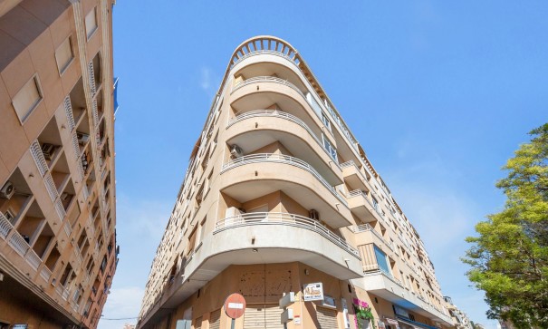 Sale - Apartment Flat -
Torrevieja - Playa de los locos