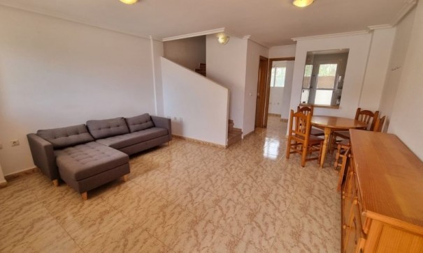 Venta - Chalet Independiente -
Orihuela Costa