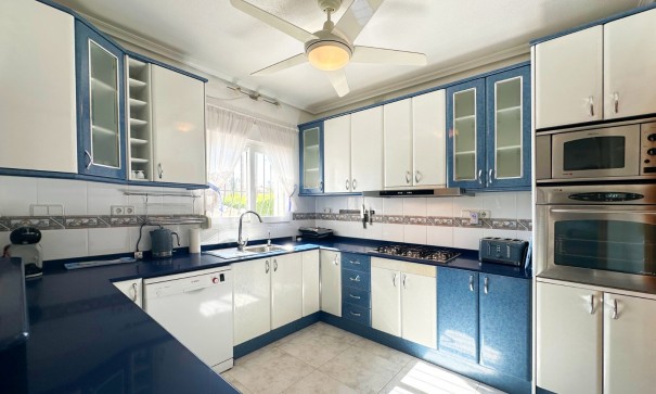 Sale - Detached Villa -
Orihuela Costa - Playa Flamenca