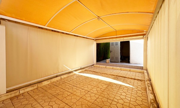 Sale - Detached Villa -
Orihuela Costa - Playa Flamenca