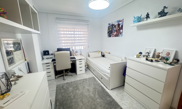 Videresalg - Fritliggende villa -
Villamartín