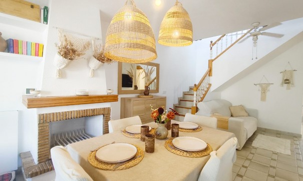 Återförsäljning - Radhus -
Orihuela Costa - Villamartín