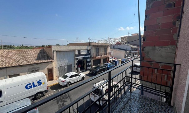 Återförsäljning - Radhus -
Algorfa