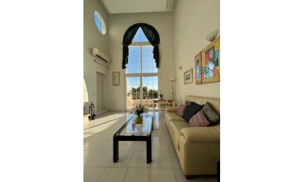 Sale - Apartment Flat -
Guardamar del Segura - Valencian Community