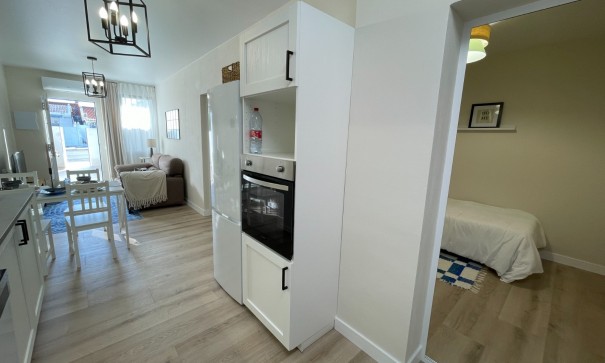 Återförsäljning - Radhus -
Torrevieja - Torretas