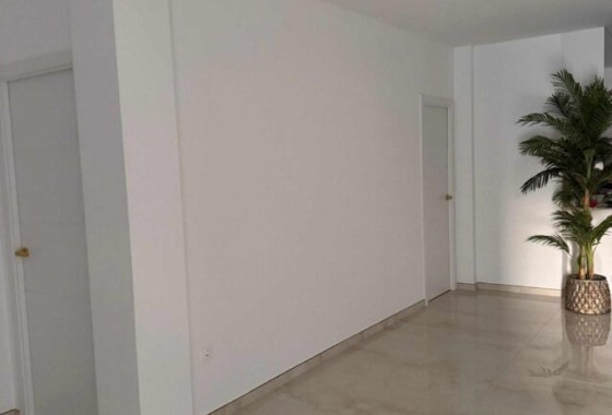 Venta - Chalet Independiente -
La Romana