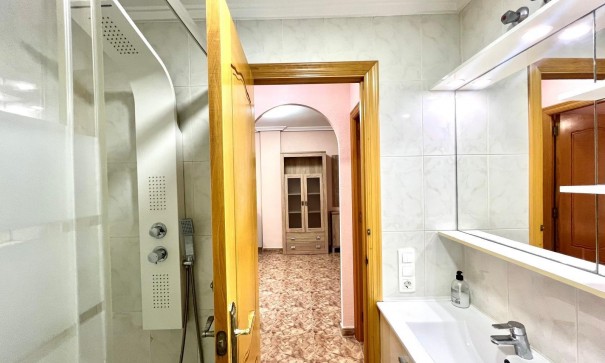 Sale - Apartment Flat -
Torrevieja - Estacion de autobuses