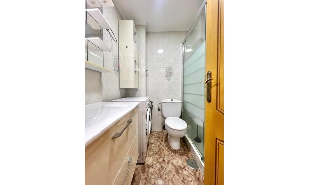 Sale - Apartment Flat -
Torrevieja - Estacion de autobuses