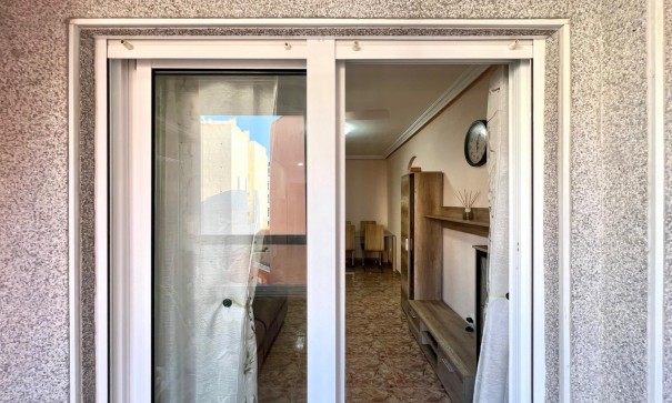 Sale - Apartment Flat -
Torrevieja - Estacion de autobuses