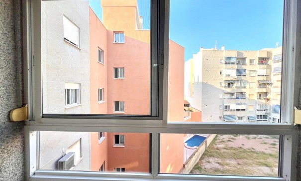 Sale - Apartment Flat -
Torrevieja - Estacion de autobuses