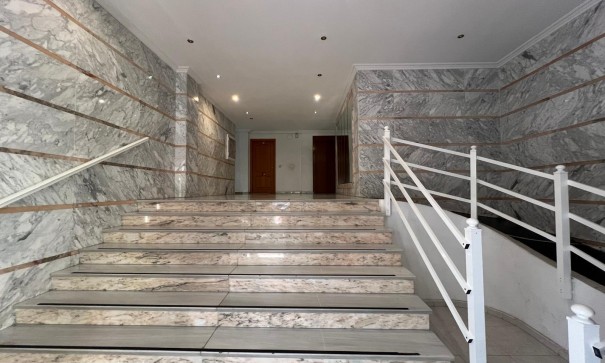 Sale - Apartment Flat -
Torrevieja - Estacion de autobuses