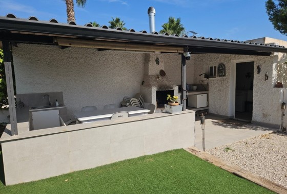 Resale - Finca Landgut -
Elche