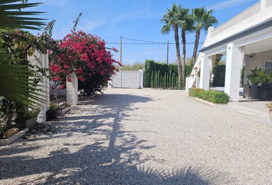 Resale - Finca Landgut -
Elche