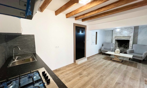 Revente - Maison de ville -
Hondón de los Fráiles