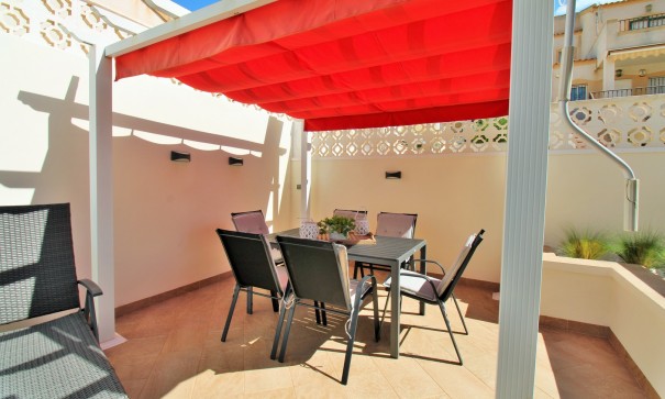 Herverkoop - Vrijstaande Villa -
Villamartín