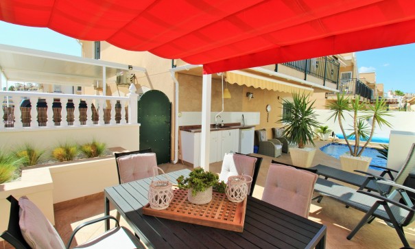 Herverkoop - Vrijstaande Villa -
Villamartín