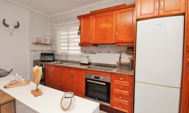 Herverkoop - Vrijstaande Villa -
Villamartín