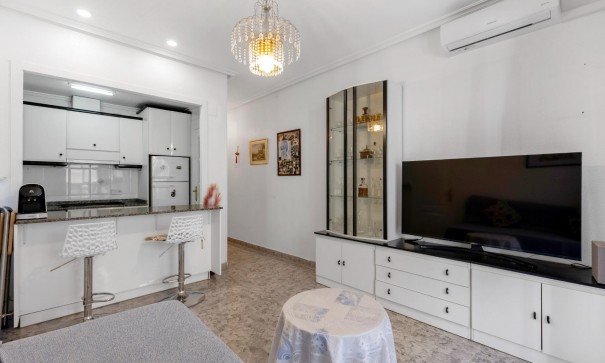 Sale - Apartment Flat -
Torrevieja - Centro - Muelle Pesquero