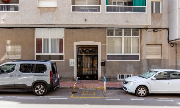 Sale - Apartment Flat -
Torrevieja - Centro - Muelle Pesquero