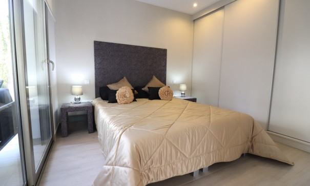 Venta - Chalet Independiente -
Benijofar - Benijofar - Village