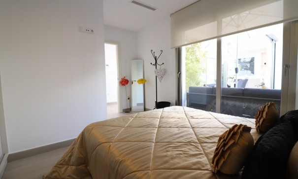 Venta - Chalet Independiente -
Benijofar - Benijofar - Village