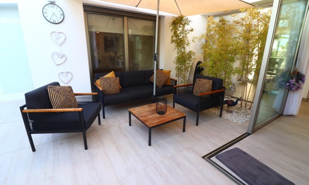 Venta - Chalet Independiente -
Benijofar - Benijofar - Village