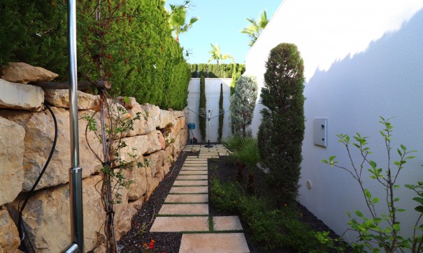 Venta - Chalet Independiente -
Benijofar - Benijofar - Village