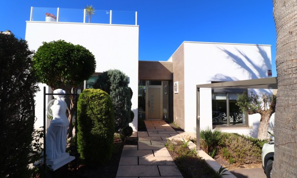 Venta - Chalet Independiente -
Benijofar - Benijofar - Village