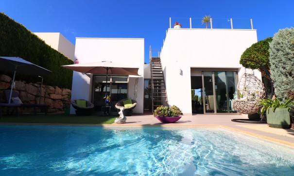 Venta - Chalet Independiente -
Benijofar - Benijofar - Village