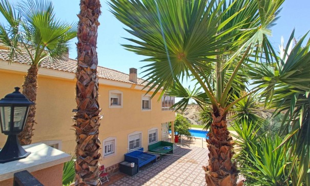 Videresalg - Fritliggende villa -
Abanilla