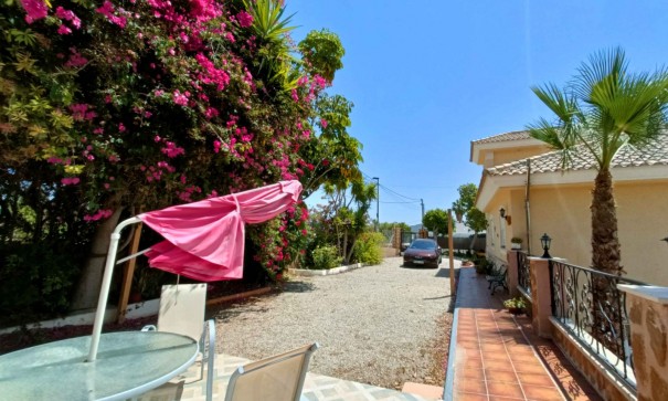 Videresalg - Fritliggende villa -
Abanilla