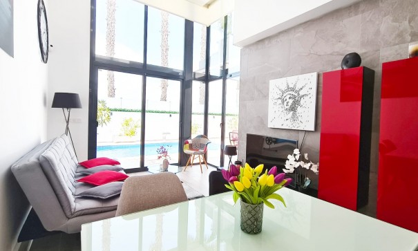 Sale - Detached Villa -
Orihuela Costa - Lomas de Cabo Roig