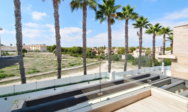 Sale - Detached Villa -
Orihuela Costa - Lomas de Cabo Roig