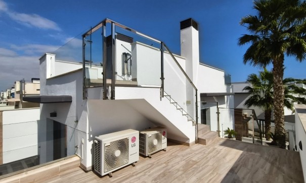 Sale - Detached Villa -
Orihuela Costa - Lomas de Cabo Roig