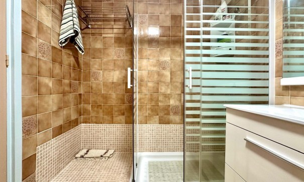 Sale - Apartment Flat -
Torrevieja - Centro