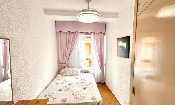 Sale - Apartment Flat -
Torrevieja - Centro